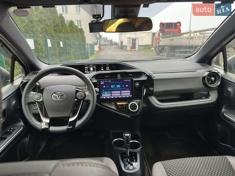 Хэтчбек Toyota Aqua 2020 в Киеве фото 29 Хэтчбек Toyota Aqua 2020 в Киеве