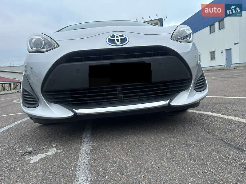 Хэтчбек Toyota Aqua 2020 в Киеве