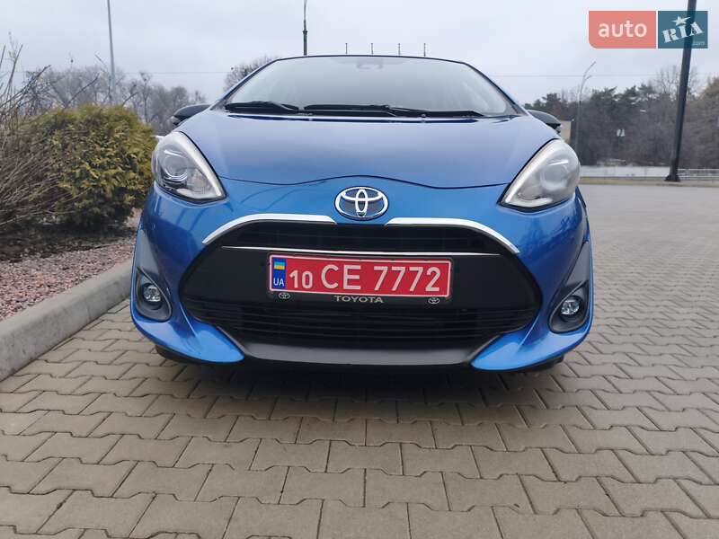 Хетчбек Toyota Aqua 2020 в Києві