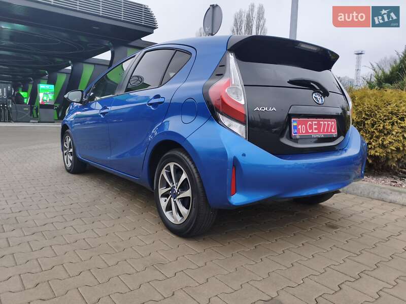 Хетчбек Toyota Aqua 2020 в Києві