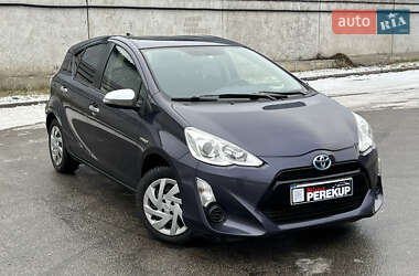 Хэтчбек Toyota Aqua 2014 в Киеве