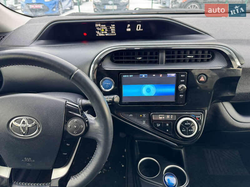 Хэтчбек Toyota Aqua 2018 в Киеве