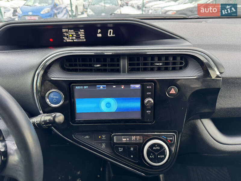 Хэтчбек Toyota Aqua 2018 в Киеве