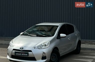 Хетчбек Toyota Aqua 2014 в Миколаєві