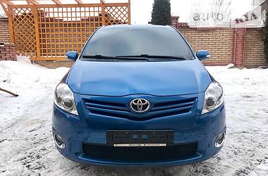 Хэтчбек Toyota Auris 2010 в Черновцах