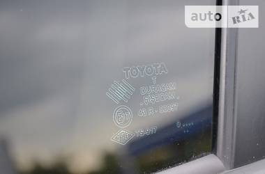 Хэтчбек Toyota Auris 2010 в Днепре