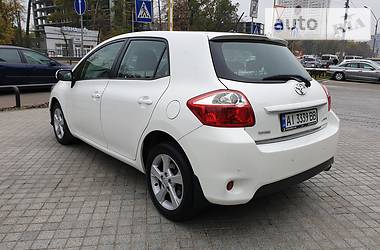 Хетчбек Toyota Auris 2012 в Києві