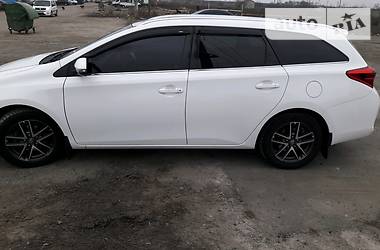 Хетчбек Toyota Auris 2015 в Одесі