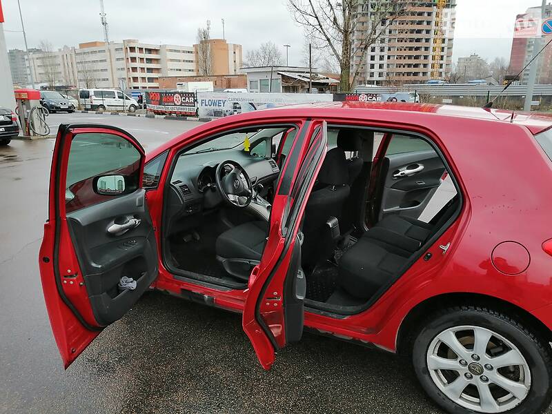 Хетчбек Toyota Auris 2007 в Києві