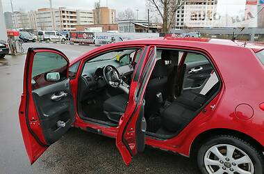 Хетчбек Toyota Auris 2007 в 