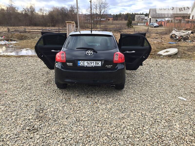 Хетчбек Toyota Auris 2007 в Сторожинці