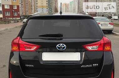 Универсал Toyota Auris 2014 в Киеве