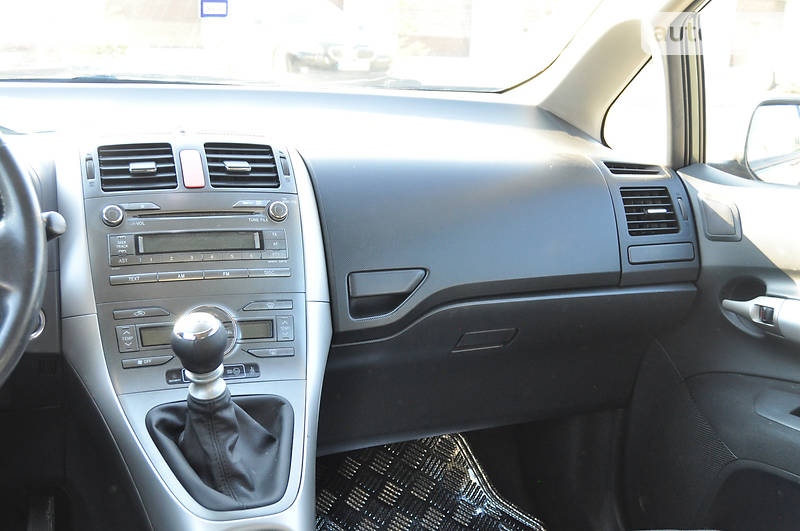 Хетчбек Toyota Auris 2008 в Рівному