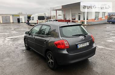 Хетчбек Toyota Auris 2008 в 