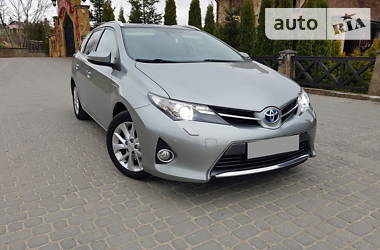 Универсал Toyota Auris 2014 в Дрогобыче