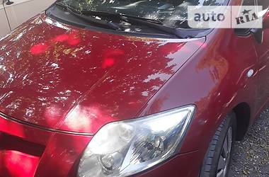 Хэтчбек Toyota Auris 2008 в Славянске