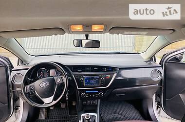 Универсал Toyota Auris 2015 в Здолбунове
