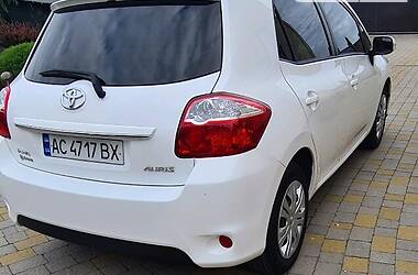 Хетчбек Toyota Auris 2011 в Володимир-Волинському