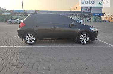 Хэтчбек Toyota Auris 2008 в Киеве