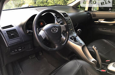 Хэтчбек Toyota Auris 2007 в Львове