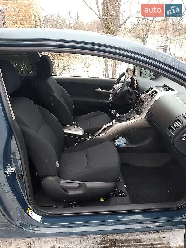 Хэтчбек Toyota Auris 2007 в Ивано-Франковске