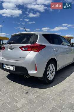 Хетчбек Toyota Auris 2012 в Луцьку