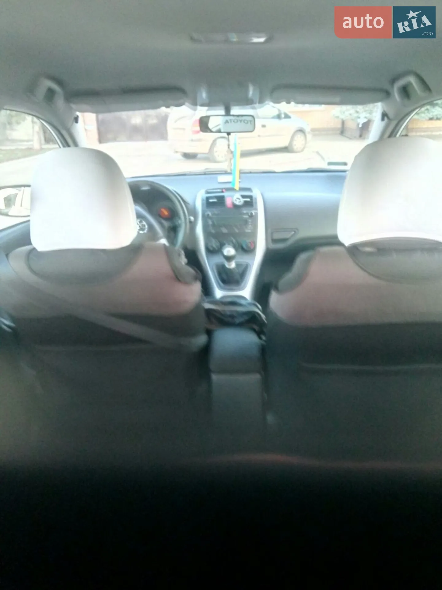 2011 Toyota Auris - мініатюра 10
