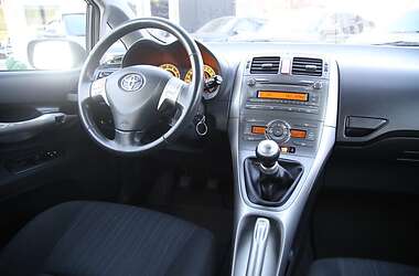 Хэтчбек Toyota Auris 2007 в Харькове