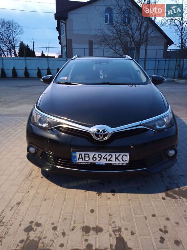 Універсал Toyota Auris 2016 в Томашполі