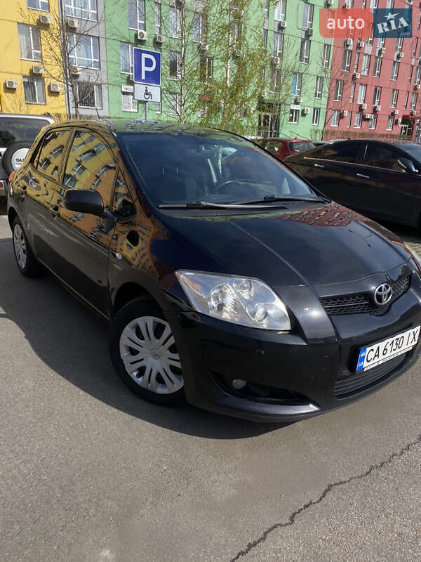 Хетчбек Toyota Auris 2007 в Києві