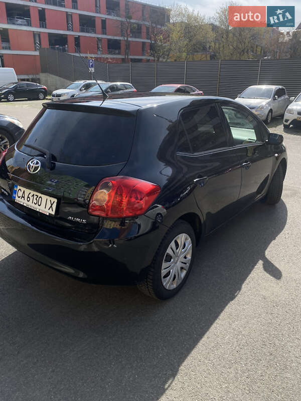 Хетчбек Toyota Auris 2007 в Києві