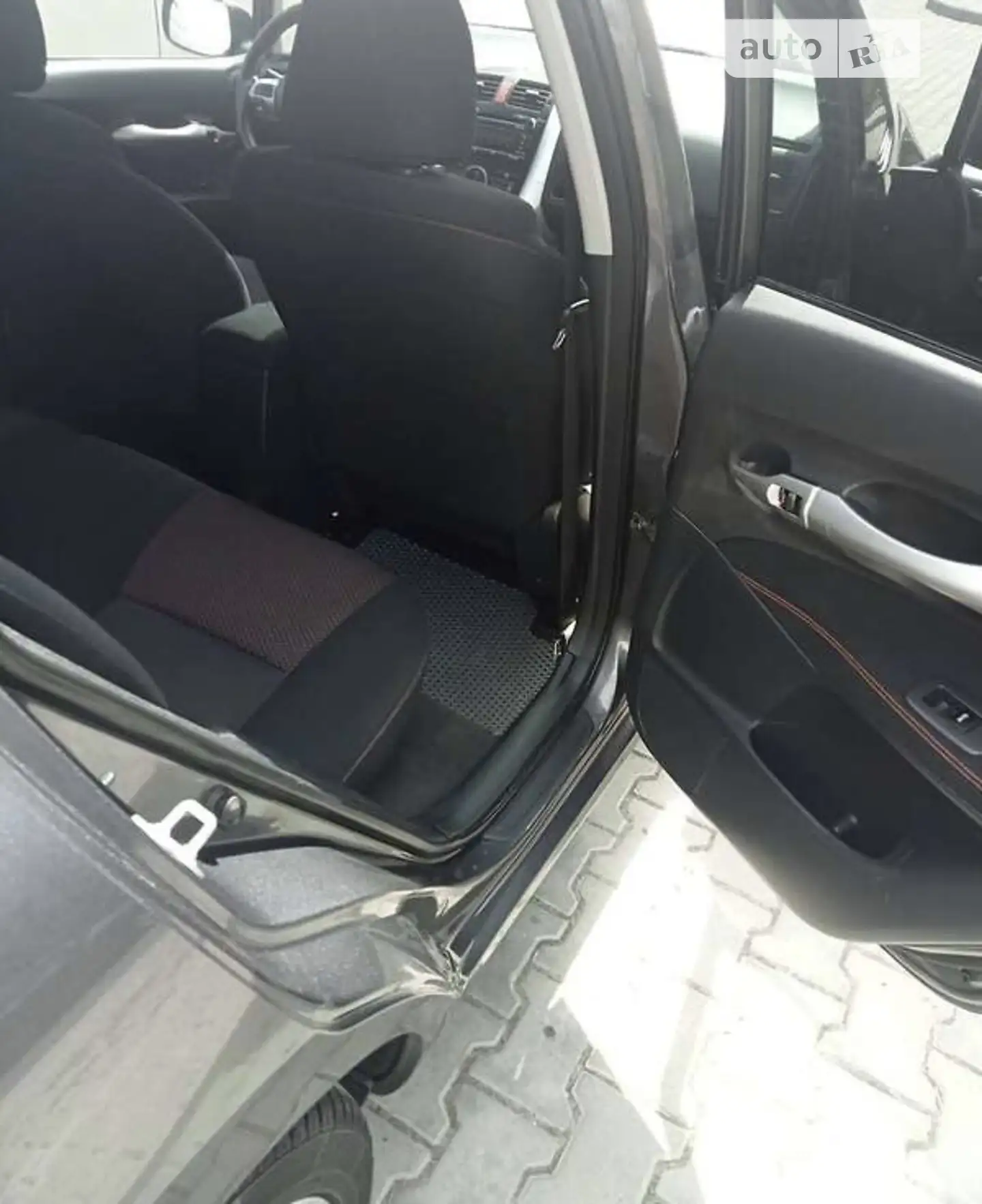 2010 Toyota Auris - мініатюра 16