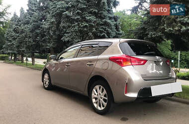 Хетчбек Toyota Auris 2013 в Києві