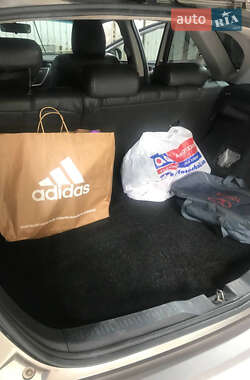 Хетчбек Toyota Auris 2013 в Києві