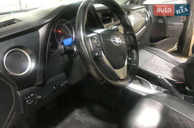 Хетчбек Toyota Auris 2013 в Києві