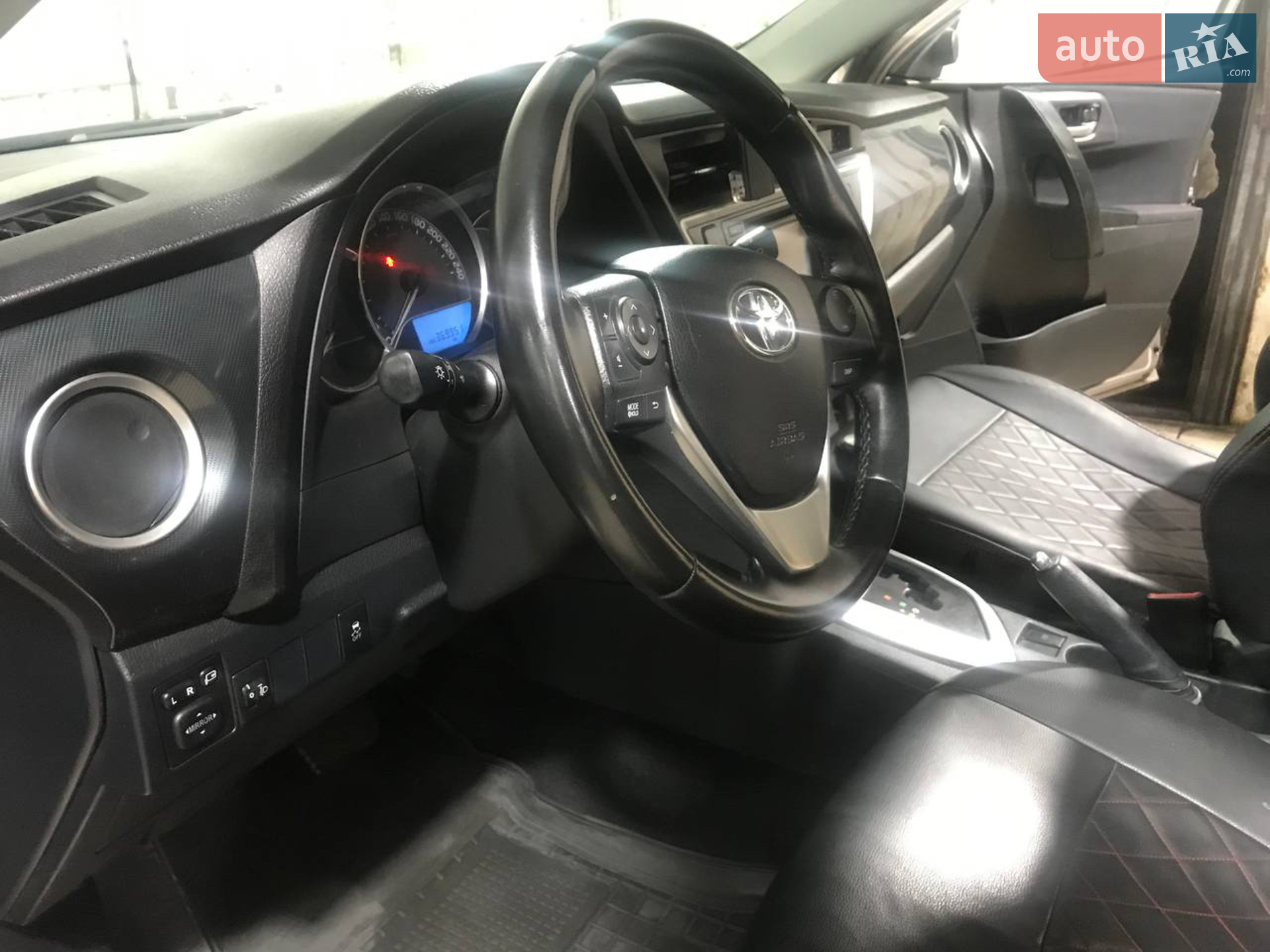 2013 Toyota Auris - мініатюра 5