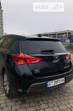 Хетчбек Toyota Auris 2015 в Івано-Франківську