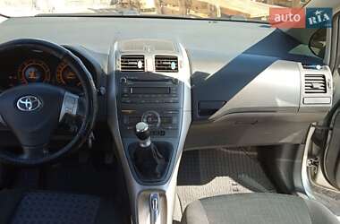 Хэтчбек Toyota Auris 2008 в Запорожье