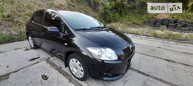 Хетчбек Toyota Auris 2008 в Чугуєві