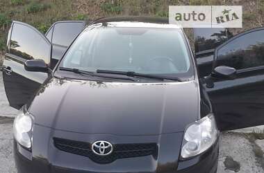 Хэтчбек Toyota Auris 2008 в Чугуеве