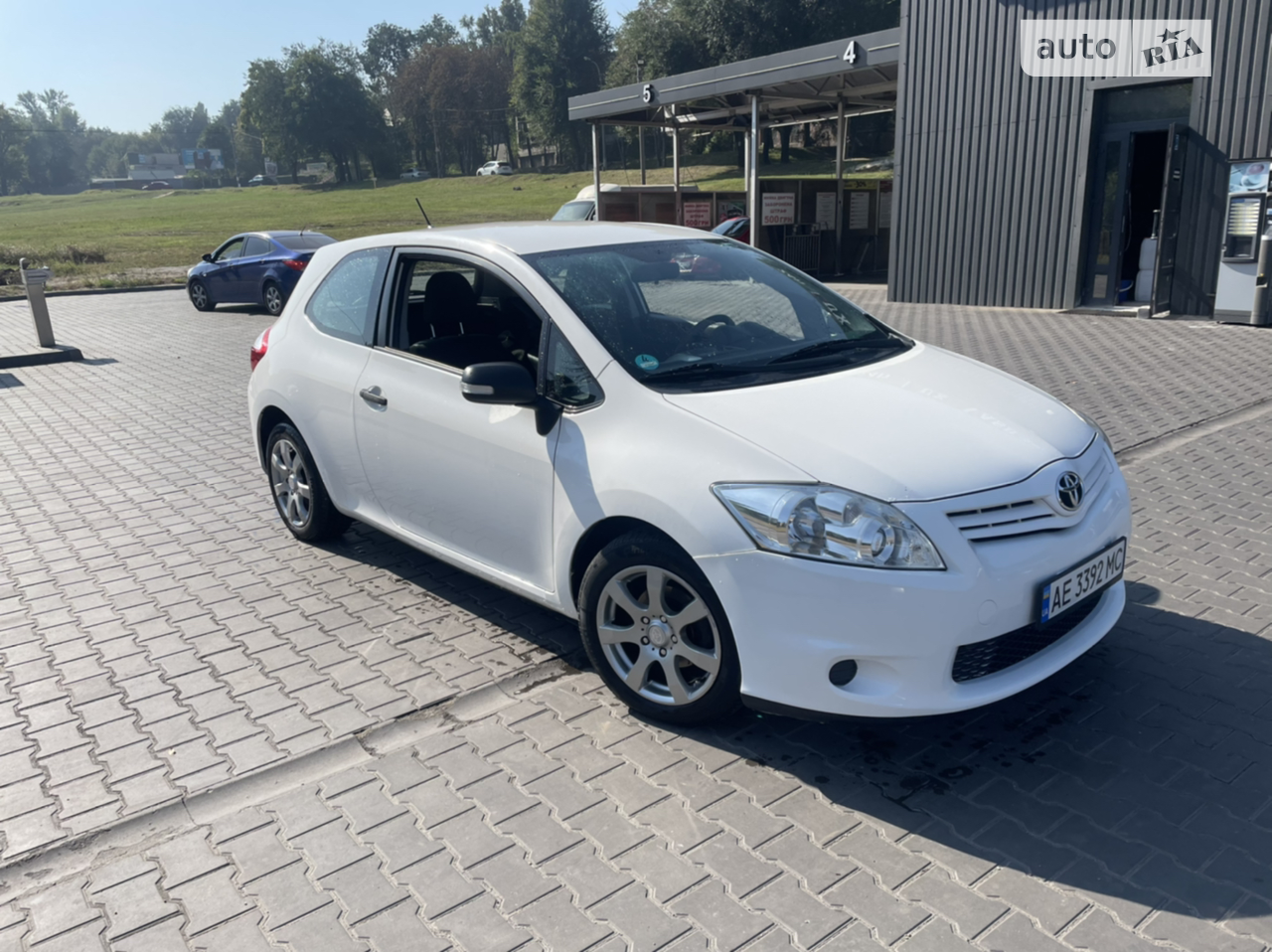 2011 Toyota Auris - мініатюра 34