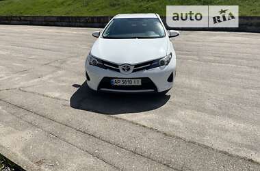 Хэтчбек Toyota Auris 2013 в Запорожье