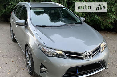 Універсал Toyota Auris 2014 в Богородчанах