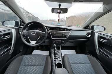 Хетчбек Toyota Auris 2013 в Запоріжжі