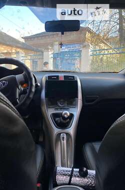 Хэтчбек Toyota Auris 2008 в Краматорске