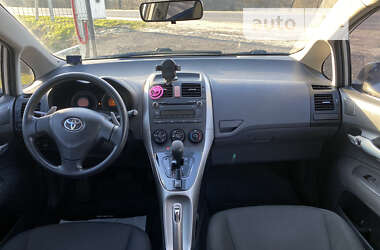 Хэтчбек Toyota Auris 2008 в Львове