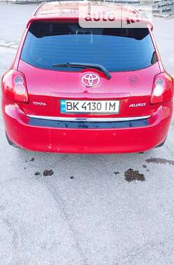 Хэтчбек Toyota Auris 2007 в Хорошеве