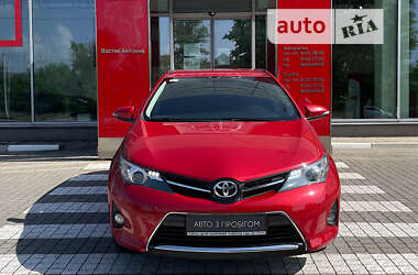 Хетчбек Toyota Auris 2013 в Запоріжжі