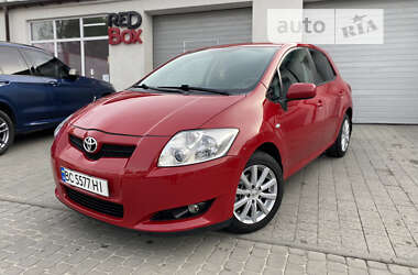 Хэтчбек Toyota Auris 2008 в Львове