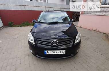 Хэтчбек Toyota Auris 2012 в Броварах